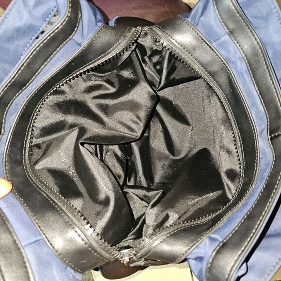 Calvin Klein
Navy Blue Purse Lane Nylon Triple Compartment Tote Handbag - Picture 8 of 16